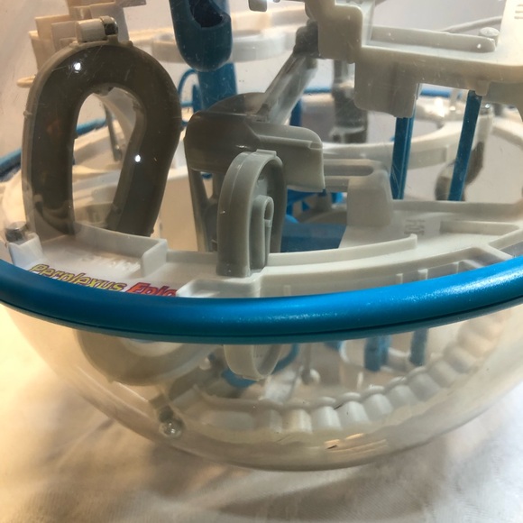 Perplexus Epic Roller Ball Maze Puzzle Game Toy Blue White Ages 8 & Up - Picture 5 of 7
